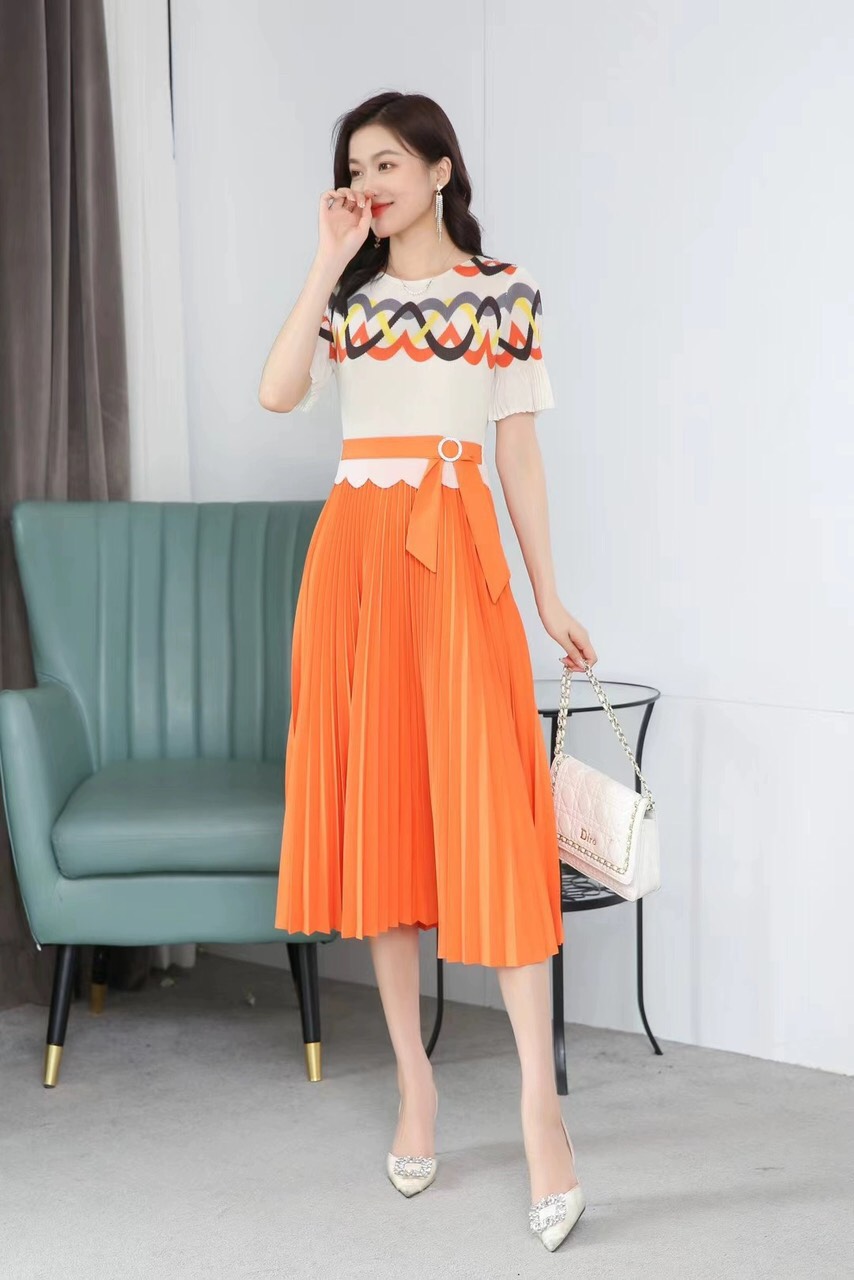 ĐẦM DẬP LY TAY LOE KHÓA EO D19